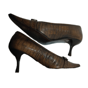 Sapatos Castanhos Bicudos